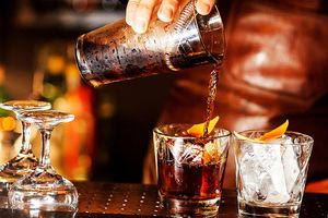 Ευθύνες για ποτά – μπόμπες