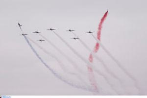 Μαχητικά αεροσκάφη «έσκισαν» τον ουρανό της Θεσσαλονίκης – φωτογραφίες