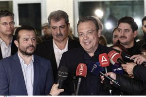 Νέος πρόεδρος του ΣΥΡΙΖΑ ο Σωκράτης Φάμελλος – «Ο ΣΥΡΙΖΑ είναι εδώ και είναι όρθιος», τόνισε