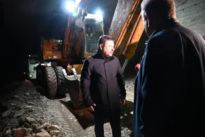 Αυτοψία Ν. Χαρδαλιά στον συλλεκτήριο αγωγό του Αιγάλεω: Ήταν πλήρως φραγμένος, δεν είχε καθαριστεί ποτέ μέχρι σήμερα – Αποκαθιστούμε ένα κρίσιμο υδραυλικό έργο