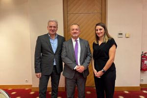 Συνάντηση του Δημάρχου Ηρακλείου με τον πρέσβη της Μεγάλης Βρετανίας