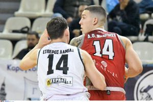 Δύο διαφορετικοί κόσμοι στα γήπεδα…