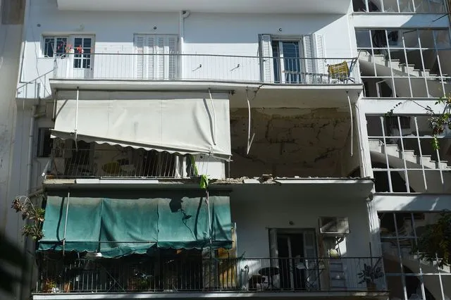 Έκρηξη στους Αμπελόκηπους: Ενώπιον της Ανακρίτριας ο 26χρονος
