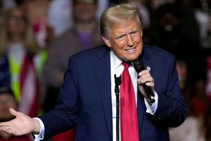 Τραμπ: Θανατική ποινή για μετανάστες που σκοτώνουν Αμερικανούς ή αστυνομικούς