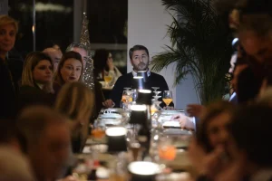 Δείπνο Ανδρουλάκη στους βουλευτές του ΠΑΣΟΚ – Βίντεο και φωτογραφίες