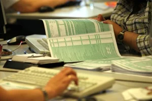 Φορολογικές δηλώσεις: Σταθερό χρονοδιάγραμμα υποβολής από 15 Μαρτίου έως 15 Ιουλίου