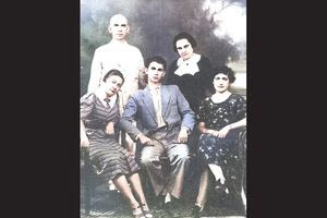 Αρχείο  Έλλης Αλεξίου το 1938