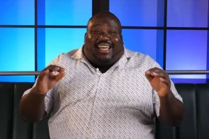 Ζερόμ Καλούτα: «Η μαμά μου με έβαζε στην πλάτη της για να κάνει τις δουλειές του σπιτιού»