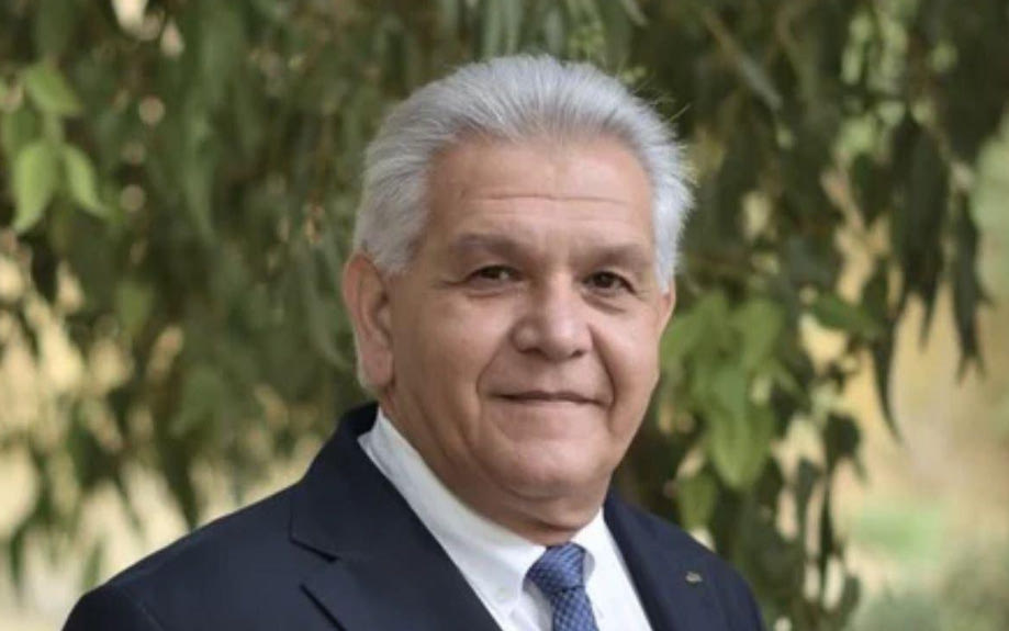 Ο  Βαγγέλης Καρκανάκης αναλαμβάνει Πρόεδρος του Επιμελητηρίου Ηρακλείου