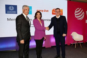 Λονδίνο: Τιμήθηκε η Ελλάδα, εγκαινίασε την διεθνή έκθεση η Όλγα Κεφαλογιάννη