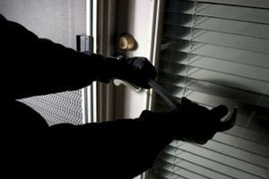 Εξιχνιάστηκαν 12 διαρρήξεις σπιτιών στα Βόρεια Προάστια – Συνελήφθη ένας 45χρονος