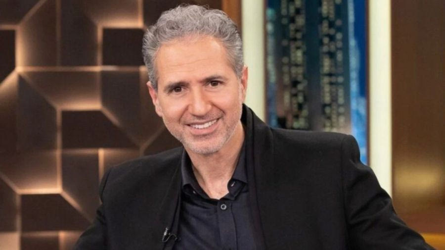 Δημήτρης Κόκοτας: Μεταφέρθηκε στη ΜΕΘ καθαρά για χωροταξικούς λόγους, είπε η σύζυγός του
