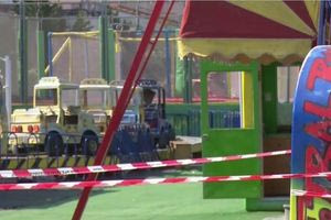 Λούνα παρκ Πευκοχωρίου Χαλκιδικής: Δικαίωση για τον θάνατο του 19χρονου ζητούν φίλοι και συγγενείς