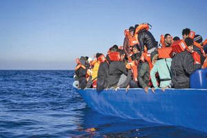 Νέα διάσωση για 49 πρόσφυγες νότια της Γαύδου