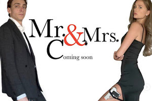 Ρεσιτάλ μεταμφιέσεων για το Halloween από τον Αρμάντ Ντουπλάντις και τη σύντροφό του