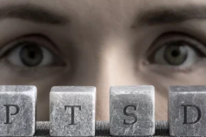 ΔΕΠΥ: Πότε τα ψυχικά τραύματα οδηγούν σε προβλήματα συγκέντρωσης και υπερκινητικότητας