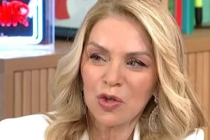 Έλλη Στάη: «Ο χώρος της δημοσιογραφίας δεν με δέχτηκε εύκολα»