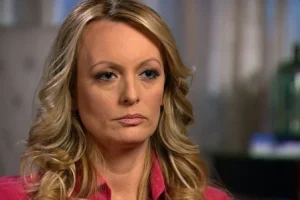 Στόρμι Ντάνιελς: «Είμαι σοκαρισμένη και ντρέπομαι γι’ αυτό που συμβαίνει στη χώρα μου»