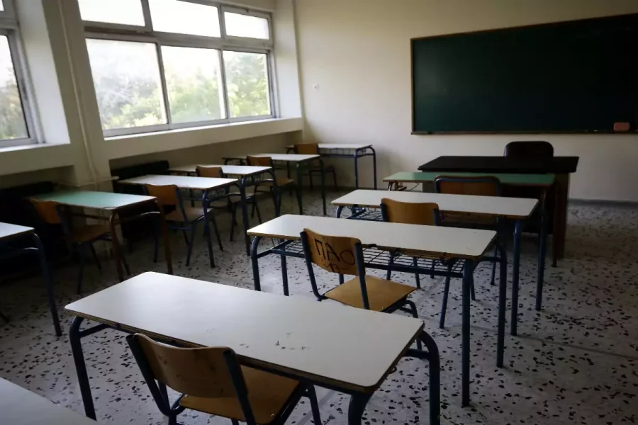 Άλιμος: Νέα καταγγελία για κατάχρηση ανηλίκου από δεύτερο καθηγητή στο ίδιο σχολείο