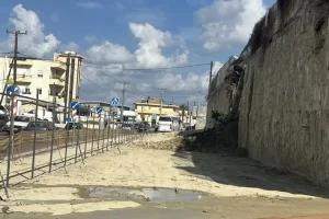 Κατολίσθηση στο Ηράκλειο: Δε στέλνουν τα παιδιά τους στο σχολείο οι γονείς