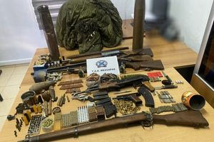 Τι έκρυβε στις κρύπτες ο 70χρονος στην Γόρτυνα – Η λίστα με τα ευρήματα