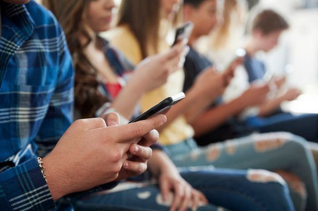 Το Instagram ενισχύει τη διάδοση αυτοτραυματισμών μεταξύ εφήβων