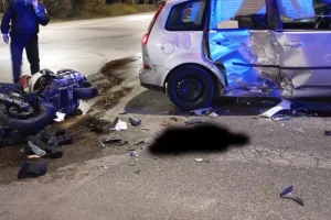 Αγρίνιο: Οικογένεια έχασε 20χρονο γιο σε τροχαίο – Εγκεφαλικά νεκρή η 17χρονη κόρη