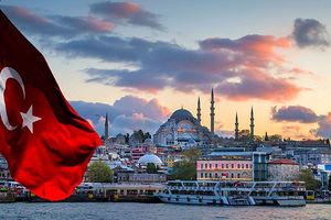 Τουρκία: Σκηνές από αγώνα πυγμαχίας στο Δημοτικό Συμβούλιο Κωνσταντινούπολης