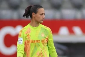 Μάλα Γκρος: H τερματοφύλακας της Μπάγερν Μονάχου, διαγνώσθηκε με καρκίνο