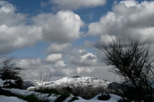 Κακοκαιρία Coral: Κύμα ψύχους μέχρι και την Κυριακή – Χιόνια μέχρι και τη θάλασσα