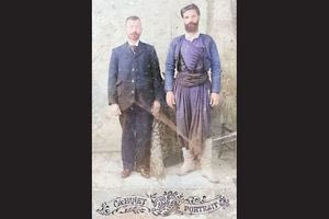 Κρητική φορεσιά vs ευρωπαϊκής