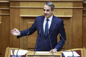 Live η ομιλία του Κυρ. Μητσοτάκη στη Βουλή για τον Προϋπολογισμό