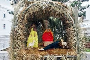 Έκλεψαν το Θείο βρέφος από τη φάτνη στην Εκατονταπυλιανή