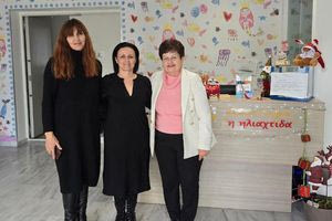 Χριστουγεννιάτικη πράξη αγάπης με προσφορά βιβλίων για τον Παγκρήτιο Σύλλογο «Ηλιαχτίδα»