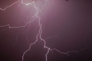 Κομοτηνή: Έπεσε κεραυνός εν μέσω ματς, στο νοσοκομείο διαιτητής