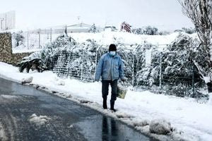 Προβλήματα από την κακοκαιρία σε όλη τη χώρα: Έκλεισαν χιονοδρομικά κέντρα, αποκλείστηκαν δρόμοι