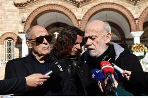 Οι «Ρεπόρτερς» αποχαιρετούν τον Κώστα Χαρδαβέλλα