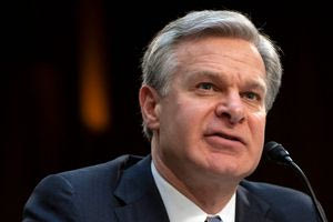 FBI: Παραιτείται ο διευθυντής πριν αναλάβει ο Τραμπ