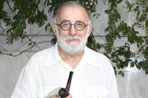 Η ζωή και το μεγάλο έργο του Θάνου Μικρούτσικου – Έφυγε σαν σήμερα πριν από 5 χρόνια