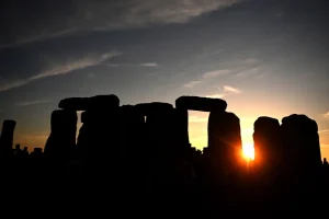 Λύθηκε μετά από 5.000 χρόνια το μυστήριο του Στόουνχεντζ – Γιατί τελικά χτίστηκε