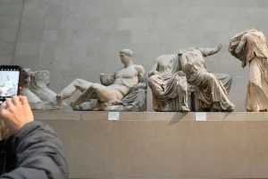 BBC για Γλυπτά του Παρθενώνα: «Κοντά» σε συμφωνία για την επιστροφή τους