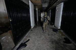 DW: Ψεύτικες φωτογραφίες από τις φυλακές «σφαγείο» του Ασαντ στη Συρία