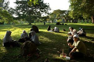 Είκοσι χρόνια από το φονικό τσουνάμι της Ινδονησίας – Ηχησε σειρήνα συναγερμού