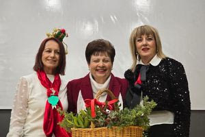 Χαμόγελα και τραγούδια σε μια επιτυχημένη εκδήλωση