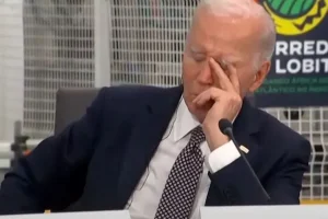 Τζο Μπάιντεν: Αποκοιμήθηκε κατά τη διάρκεια συνάντησης με ηγέτες της Αφρικής