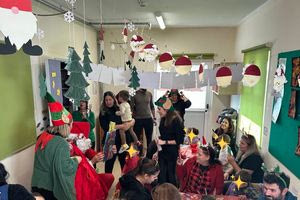 Ο σάκος του Άγιου Βασίλη ήταν γεμάτος εκπλήξεις για τα μικρά παιδιά