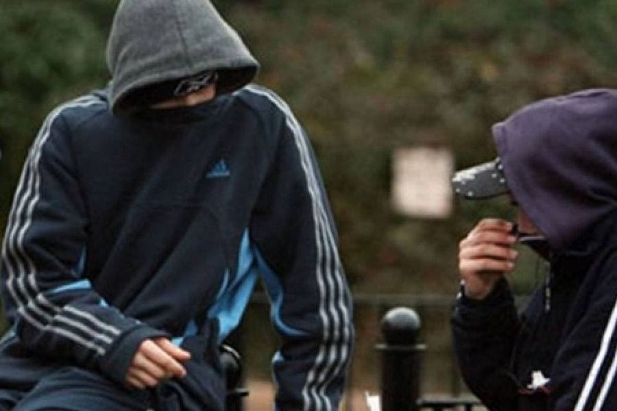 Αναστάτωση σε πάρκο: Ανήλικοι χτύπησαν και έκλεψαν συνομηλίκους τους