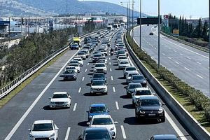 Συν Αθηνά και χείρα κίνει…