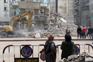 Αίγυπτος: Τουλάχιστον 8 νεκροί από κατάρρευση πολυκατοικίας στο Κάιρο
