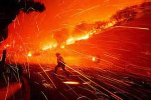 Λος Άντζελες: Μεγάλη πυρκαγιά και εκκενώσεις στο Μαλιμπού